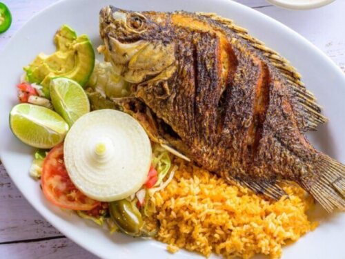 Receta de Mojarra Frita con Tajadas