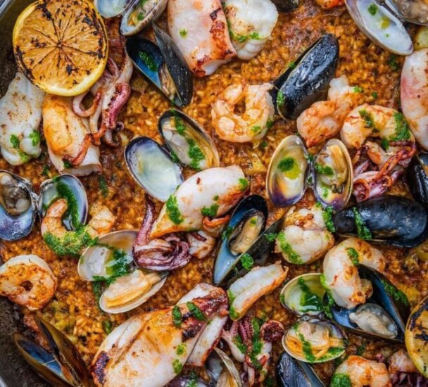 Receta de paella de mariscos fácil y en casa